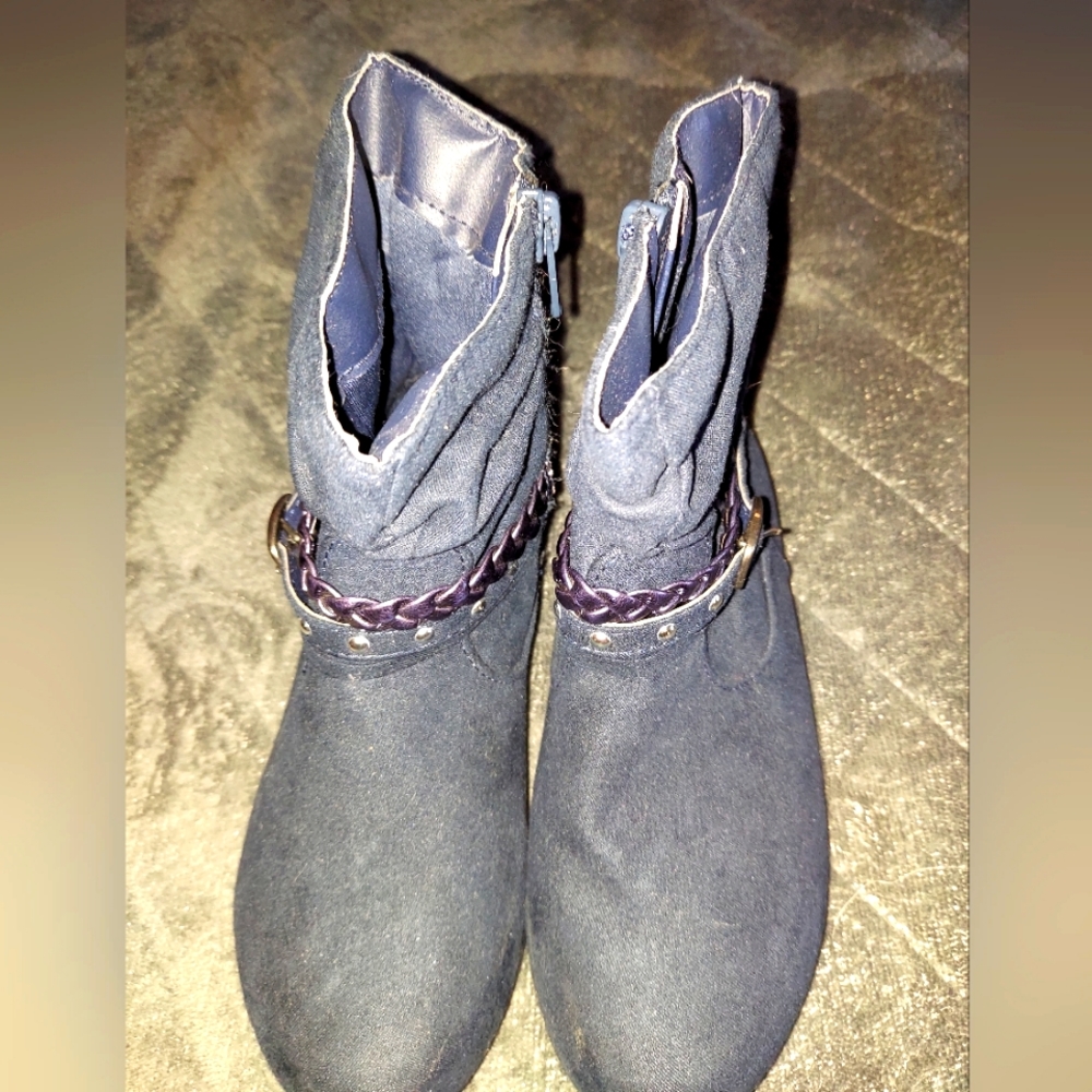 Navy Boots Sz 13